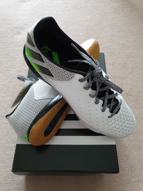 adidas ace 16.2 court